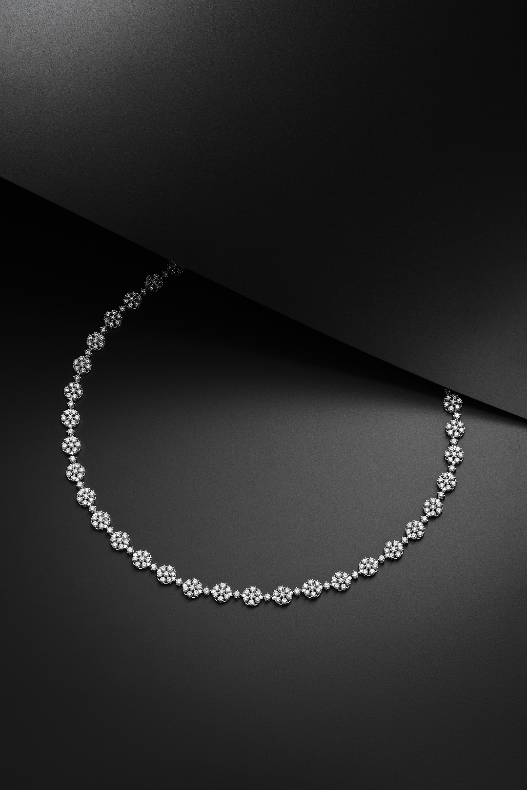 Fotografo professionale sill life di diamanti - Foto pubblicitarie per gioielli